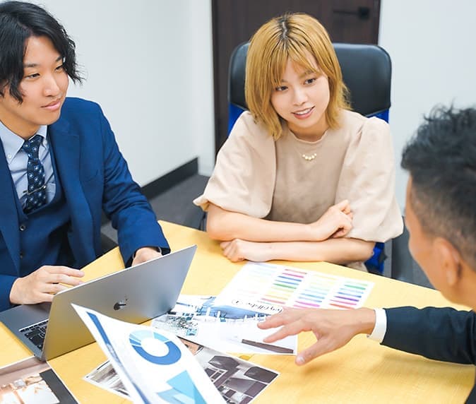 広告代理業サムネイル